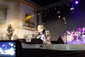 DISCO PUB LA FABRICA