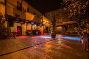 Disco Tres. Bar y Terraza