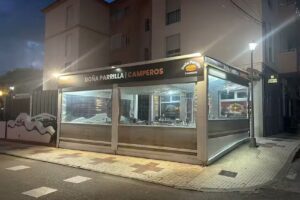 Do&ntilde;a parrilla camperos