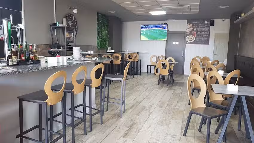 E-mal&uacute; coffee bar ( sese&ntilde;a )