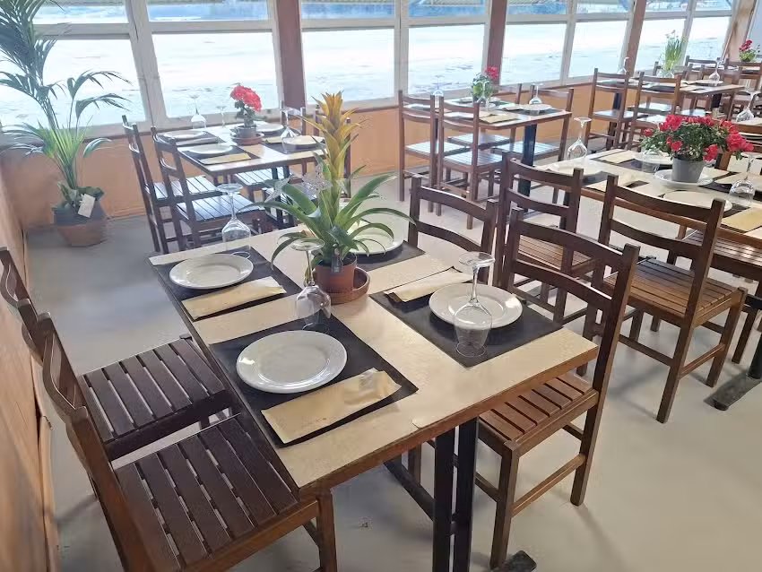 El Amarillo Restaurante, Chiringuito Playa de Caba&ntilde;as