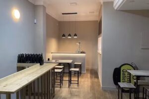 EL AMAUTA vinos y cebiches