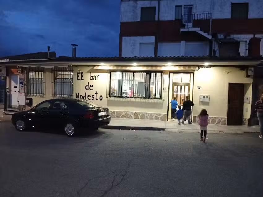 El bar de modesto