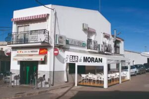 El bar de Mor&aacute;n