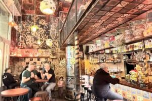 El Bestiari Cocktail Bar | C&oacute;cteles de autor