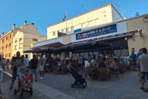 El Casino Restobar by Group Becerra