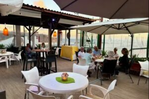 El CaVE BaR Monseñor