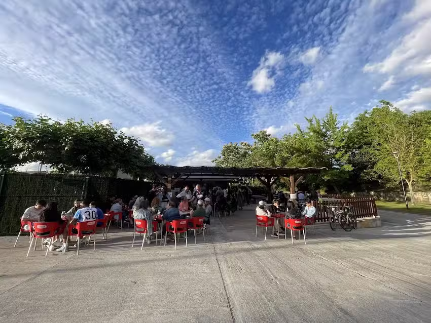 El chiringuito de Toral