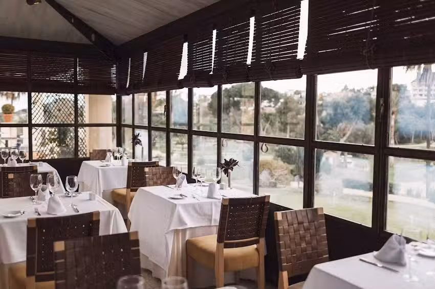 El Club Restaurant by R&iacute;o Real