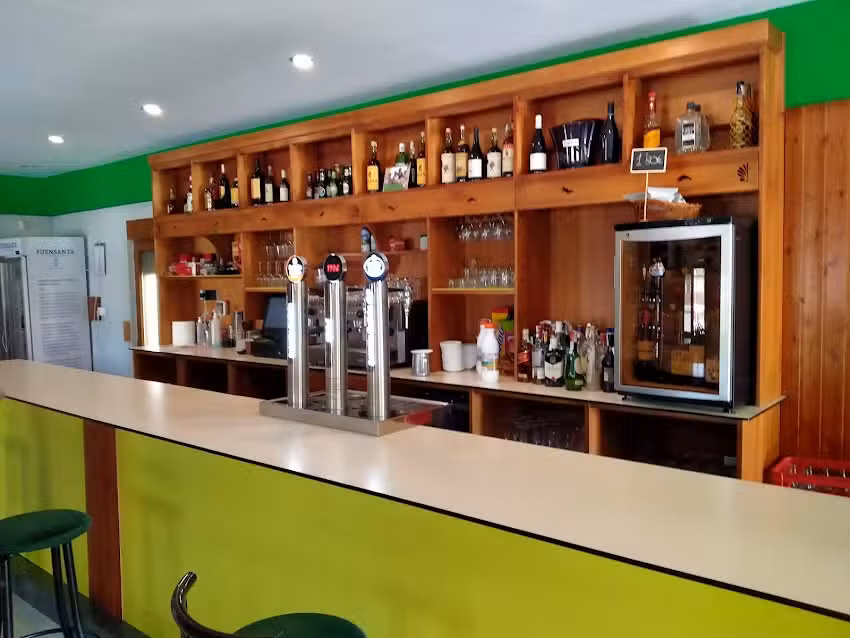 El Delf&iacute;n Verde Hostal Restaurante