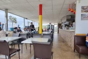 El Faro Caf&eacute;-Bar