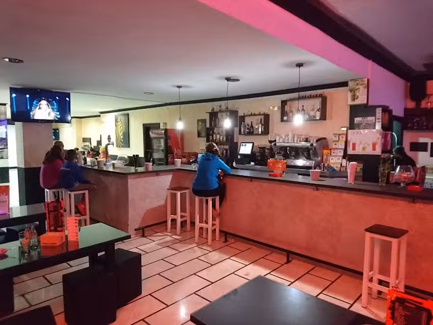 El Fofi BAR.
