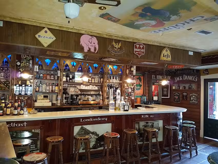 El Irlandes The Beer House