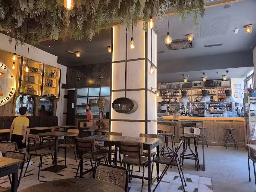 EL KIOSKO | Cortes Valencianas