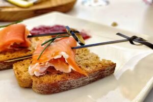 El Levante Cafe & Copas