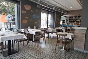 El Mercado Gin & Bar