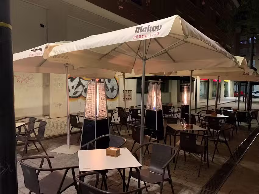 El Nuevo Bar