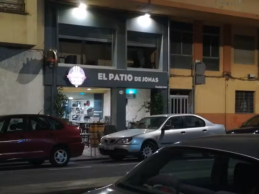 El Patio de Jonas