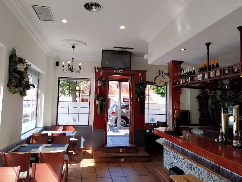 El Pinchazo Cooking Bar