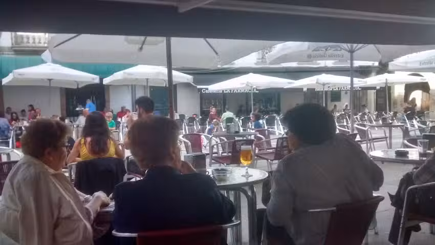 El Plaza Caf&eacute;