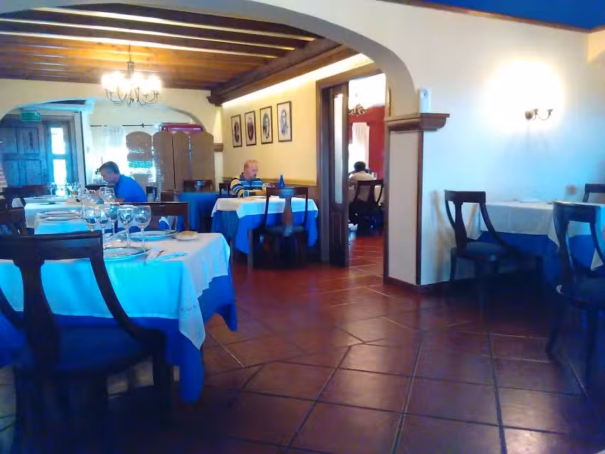 El Port&oacute;n de La Huebra