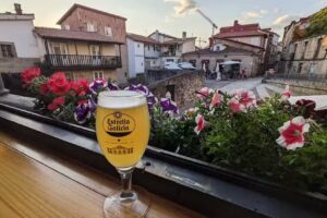 El Pueblo Caf&eacute; Cultural