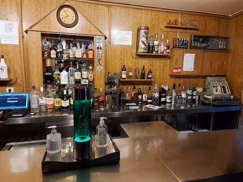 El Que Faltaba Bar De Copas