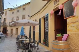 El Rey De La Tapa &ndash; Tapas y Paellas en Sineu