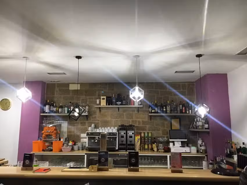 El Rinconcito caf&eacute; bar