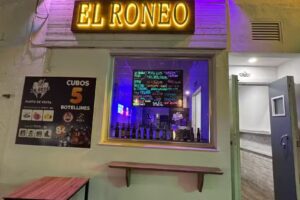 El Roneo Conil Copas & C&oacute;ctels