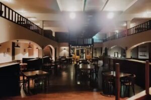 El saloon de Cecebre