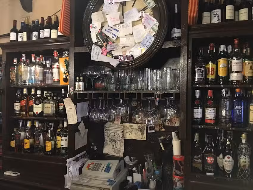 El Tenderete Santa Cruz