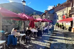 El Trenti &ndash; Bar, Restaurante y Copas