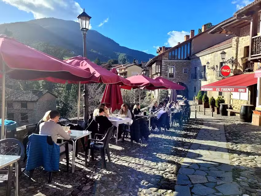 El Trenti &ndash; Bar, Restaurante y Copas