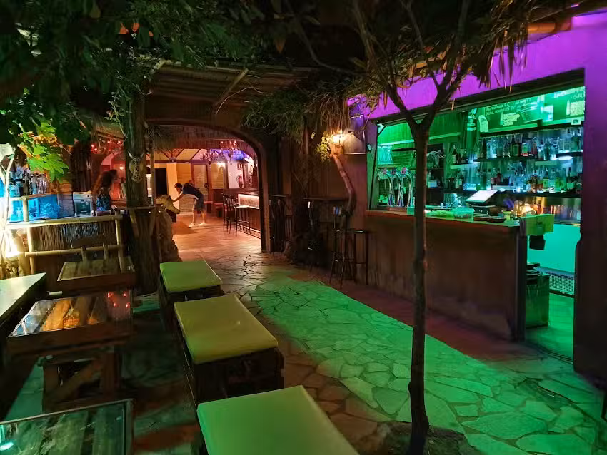 EL TRINKET BAR TERRAZA