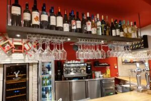 El Tron&iacute;o tapeo con arte