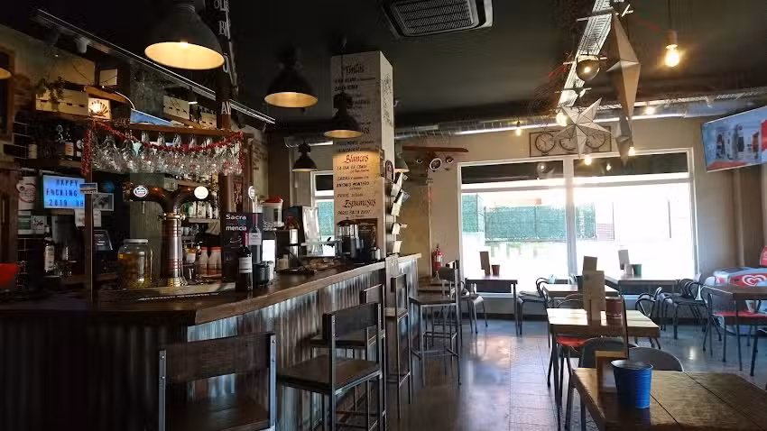 EL VIAJEROH! Bar-Caf&eacute;