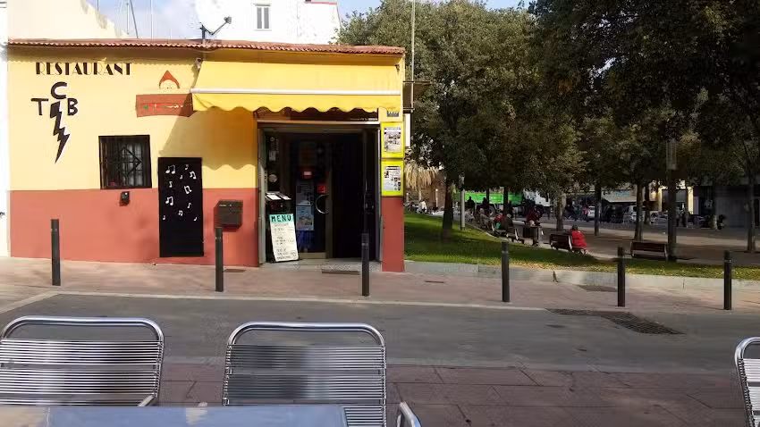 Elvis Home BCN &ndash; Frankfurt Chafarinas