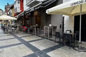 En vivo cocktail & gin pub