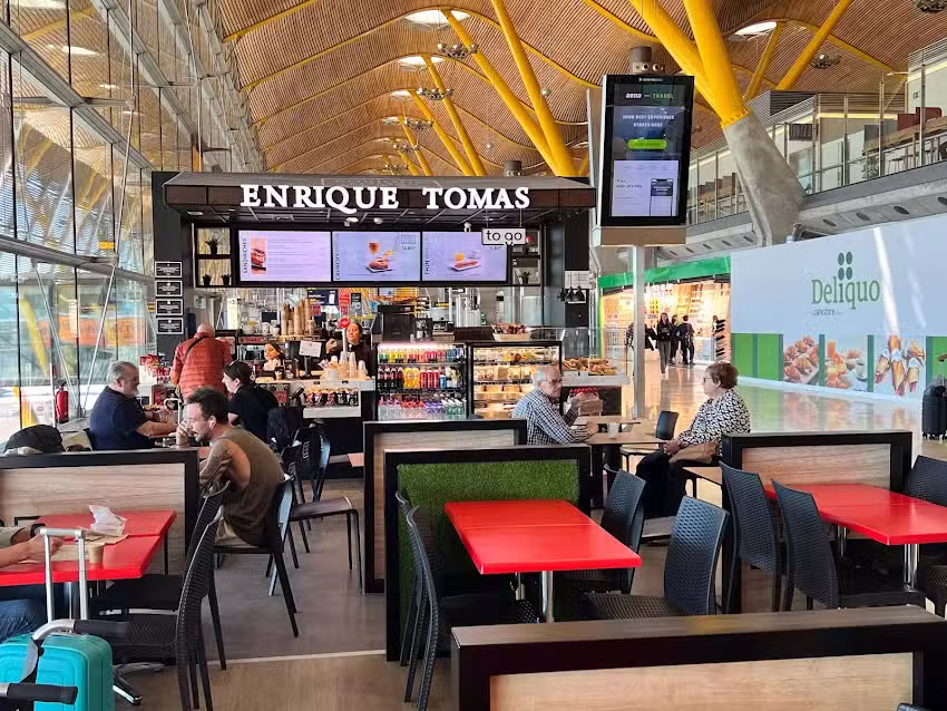 Enrique Tom&aacute;s Barra