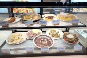 Enrique Tom&aacute;s Food Market