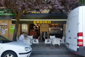 Erdiko Bar