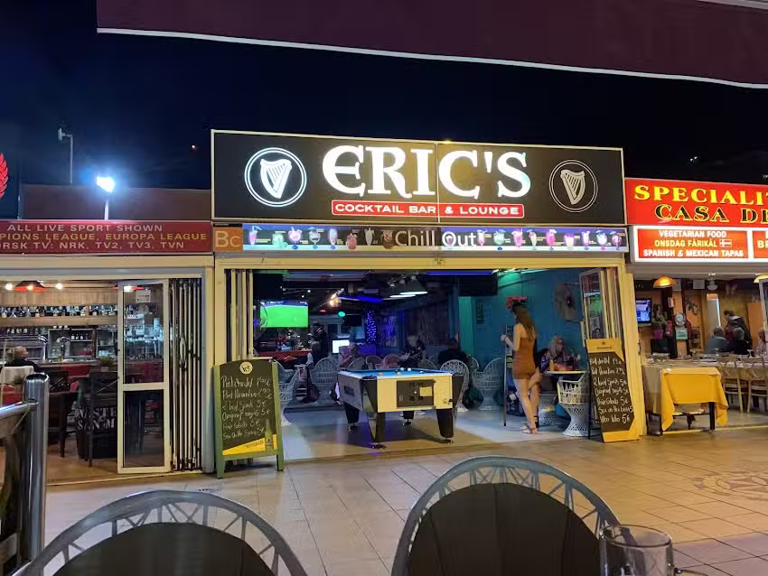 Erics Cocktail Bar