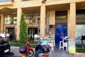 Esencia GastroBar Restaurante Valdepe&ntilde;as