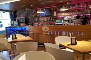 Estudio 34 (Santiago de Compostela)