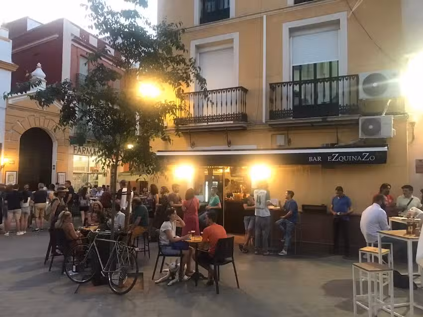 Ezquinazo Bar