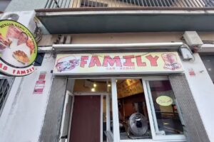 Family Bar &ndash; Kebas