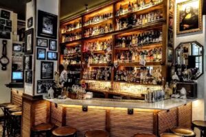 Farola Cocktail Bar Barcelona