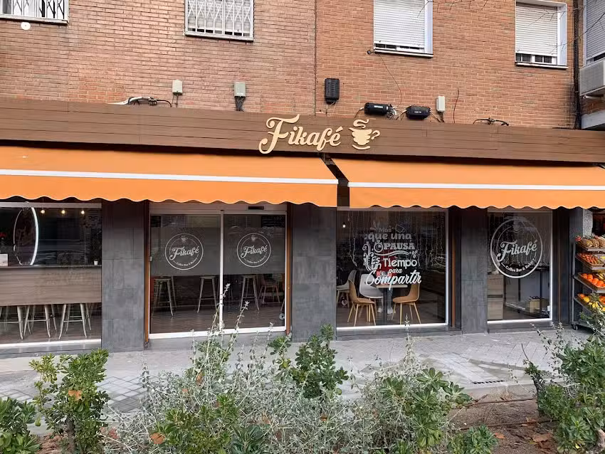 Fikaf&eacute; coffee bar & bakery