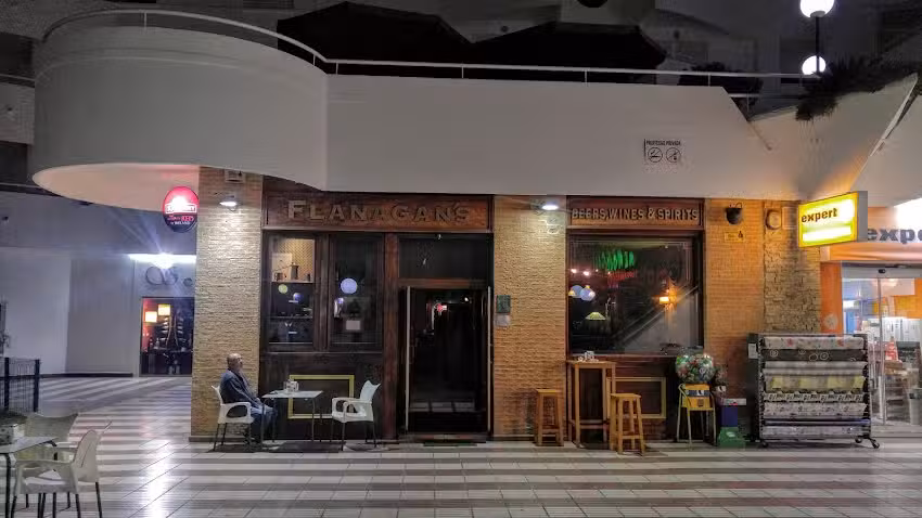 Flanagan&rsquo;s Irish Pub